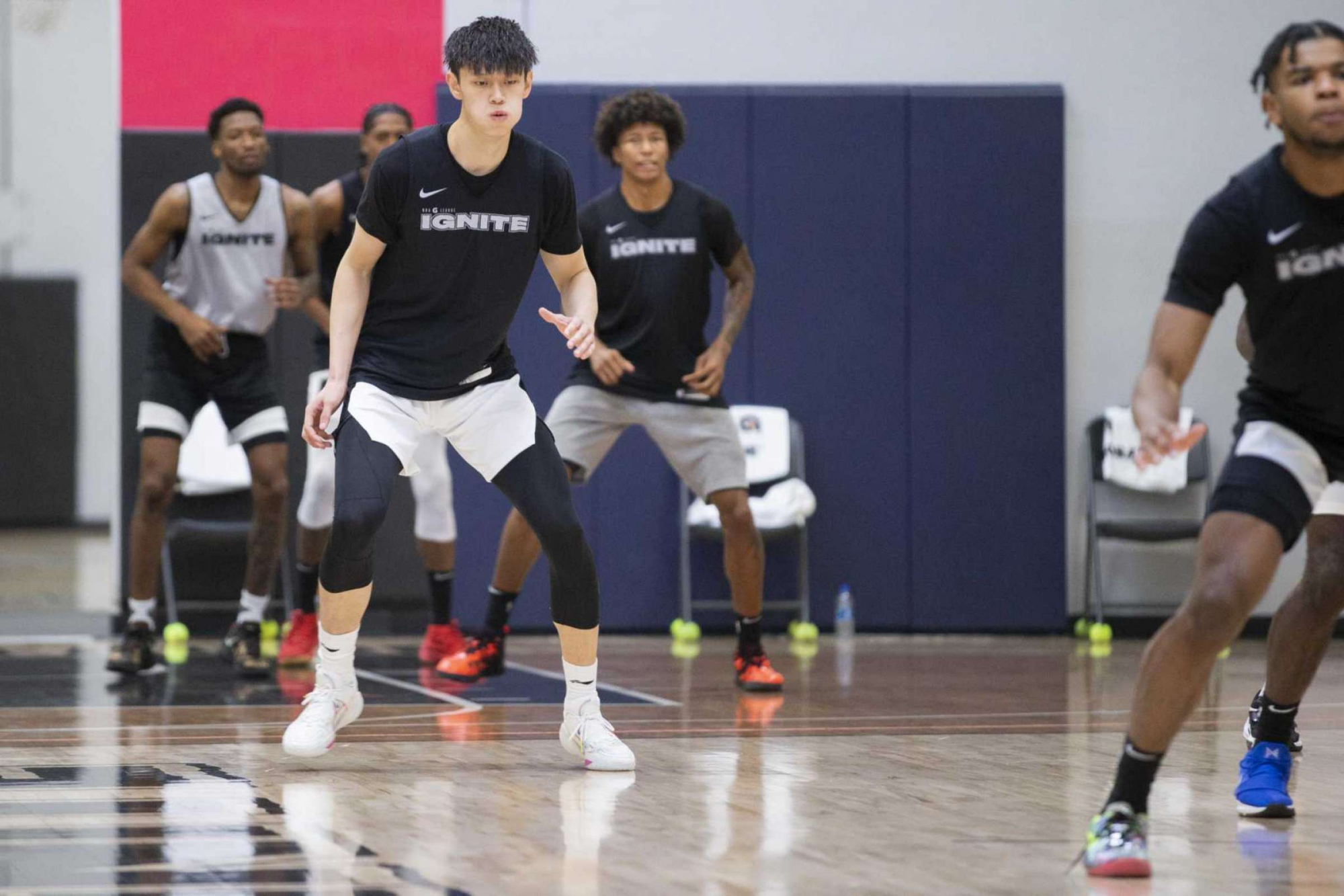 开云体育 登录-包含转会期布莱顿备战NBA常规赛，队长鼓劲细节曝光，信心回归，临场指挥获称赞的词条