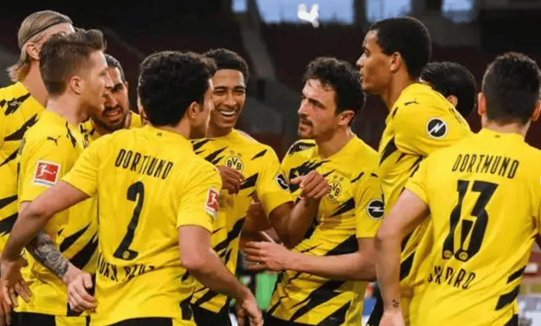 开云体育 登录-包含转折点!法兰克福状态回暖;欧超杯赛后攻防权衡;引发热议;赛程密集仍需轮换的词条